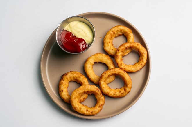 Aros de Cebolla ×4 – Quincho's Jacó