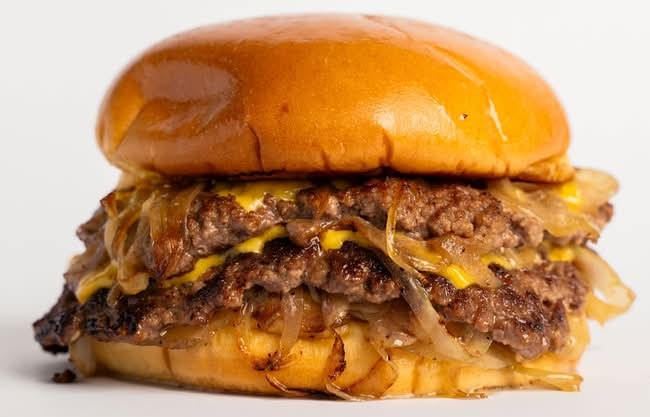 Oklahoma smash burger – Quincho's, Jaco Restaurants